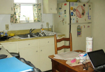 'Update' nhà bếp cũ kỹ với ngân sách eo hẹp