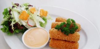 Cách làm chả giò cá ngừ thơm ngon đổi vị cho mâm cỗ Tết - 1