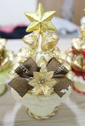 Tự làm cây thông Noel bằng chocolate ngọt ngào và lãng mạn - 9