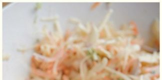 Cách làm salad bắp cải cực ngon miệng cho bữa trưa - 7