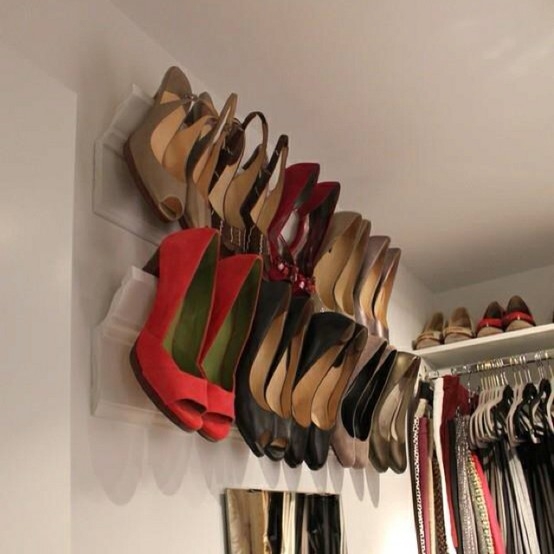 http://www.homestoriesatoz.com/wp-content/uploads/2012/01/crown-molding-shoe-rack.jpg