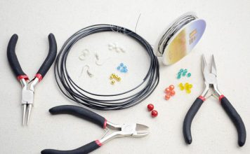 Mách bạn cách làm khuyên tai đơn giản mà đẹp - 1