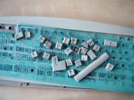 Hướng dẫn tút lại bàn phím máy tính thành đèn ngủ độc đáo - 1