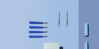 Tái chế quần jean cũ thành quần lửng sờn gấu đi chơi