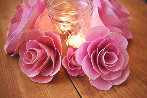 Làm hoa hồng giấy vừa rẻ vừa đẹp trang trí nhà