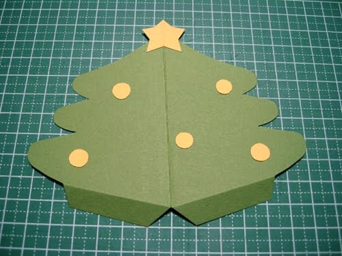 Cách làm thiệp Giáng sinh hình cây thông Noel - 5