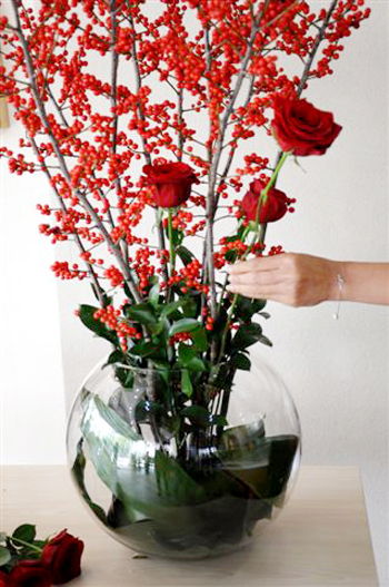 Cách cắm hoa ly ngày Tết cho phòng khách thêm đẹp - 4