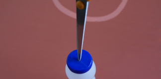 Cách làm máy bay đồ chơi bằng ống hút và chai nhựa