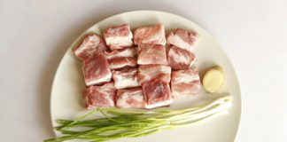 Sườn hầm xì dầu thật ngon cho bữa cơm ngày nắng