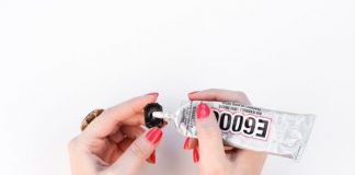 3 bước trang trí hộp kính bằng hạt đá siêu đơn giản