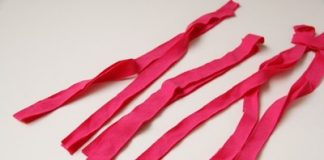 Tự may đầm hoa mát mẻ từ váy ngủ cũ