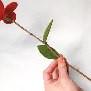 Cách làm hoa vải ấm áp và lãng mạn cho ngày Valentine