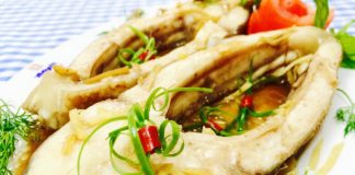 Cách làm cá hấp gừng bằng lò vi sóng ăn nóng tuyệt ngon