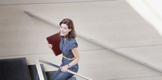 7 thói quen làm việc ảnh hưởng xấu đến sức khỏe