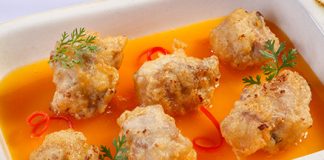 Sườn chiên xốt chanh dây đưa cơm ngày se lạnh