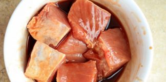 Thịt nướng xá xíu thơm không cưỡng nổi