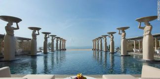 Du lịch 10 khách sạn lung linh nhất hành tinh