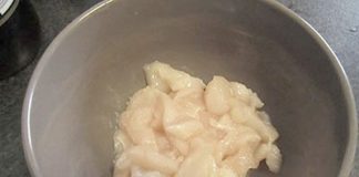 Cách làm xúc xích gà đơn giản, bổ dưỡng cho ngày hè