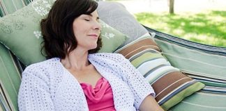 Trị chứng khó ngủ buổi trưa