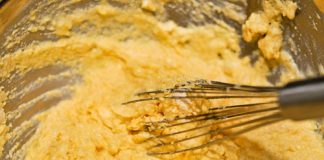 Thịt xông khói tẩm trứng chiên ngon khó cưỡng