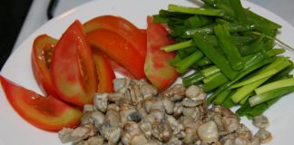 Bún hến nước lèo thơm ngon