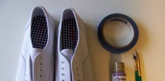 Trổ tài khéo tay vẽ giày vải hoa hồng