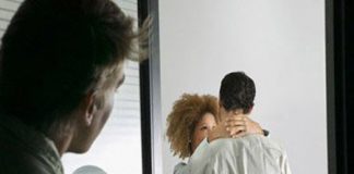 Bí quyết dành cho quý ông đang bị vợ 'cắm sừng'