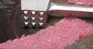 Bò nướng mía thơm nức bữa cơm cuối tuần