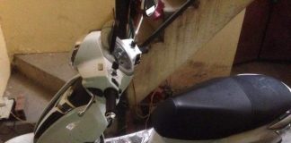 Giật mình vì xe 4,4 lít, nhân viên cây xăng thu tiền 6,1 lít