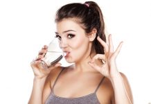 Bí quyết để có đôi môi đỏ hồng căng mọng, vạn người mê Bí quyết để có đôi môi đỏ hồng căng mọng, vạn người mê