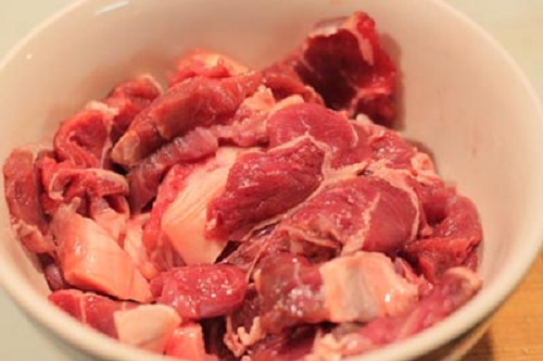 Thịt bò nấu dưa chua đậm đà ngon cơm cho cả gia đình