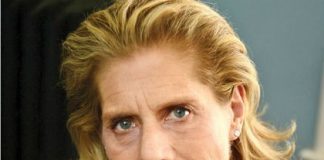 Đau xé lòng khi chồng thú nhận là gay lúc cuối đời