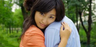 Làm sao để gia tăng sự gần gũi cho vợ chồng