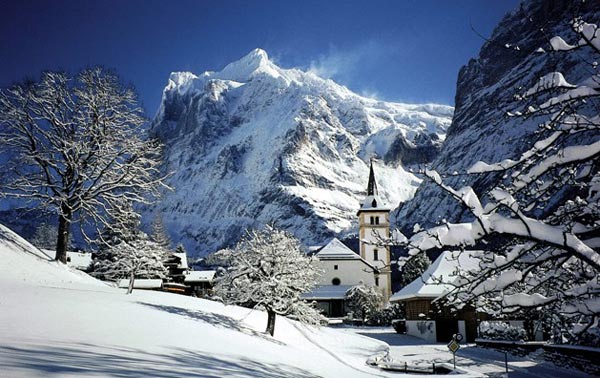 10 thị trấn đẹp mơ màng đất Thụy Sỹ