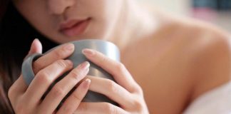 Đay nghiến vợ chuyện quá khứ, anh vui lắm sao?