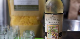 Xóa bỏ nếp nhăn nhờ kem dưỡng tự làm