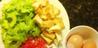 Mướp đắng xào trứng, đậu phụ lạ miệng