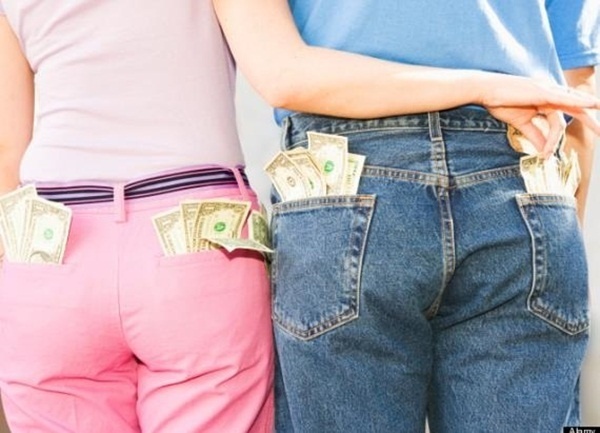Những điều cần biết khi bàn chuyện tiền nong với chồng