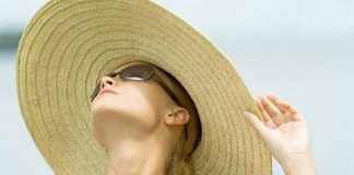 Cách phòng tránh say nắng khi đi chơi dịp lễ 30/4 – 1/5-1