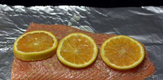 Cá hồi nướng cam dậy mùi thơm cho ngày gió rét