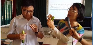 Tâm sự của cô giáo dạy giáo dục giới tính bằng… dưa chuột