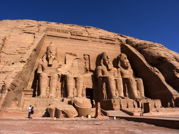 Chiêm ngưỡng 10 ngôi đền thiêng nhất Ai Cập