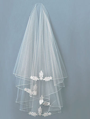 Cách làm khăn voan cô dâu tặng bạn thân rạng rỡ ngày cưới