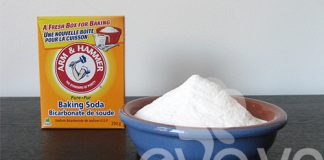 Làm mặt nạ trị sạch mụn đầu đen