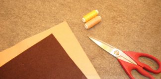 Cách làm bao điện thoại tiện lợi dành cho bạn thích nghe nhạc