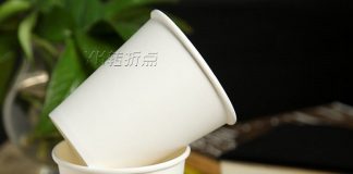 Uống cafe xong lấy cốc giấy làm lồng đèn Trung thu cho bé