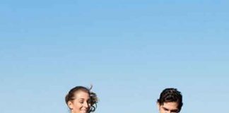 6 cách để 'chuyện ấy' vẫn mãnh liệt trong những ngày hè