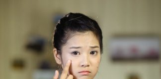 Đánh bay mụn và sẹo mụn bằng rau diếp cá