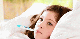 4 cách hạ sốt sai ngày lạnh nguy hiểm chết người