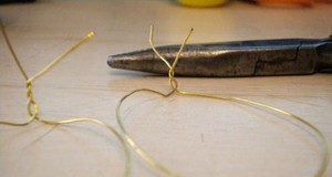 Cách làm hoa cài tóc xinh yêu đón hè thật điệu - 1